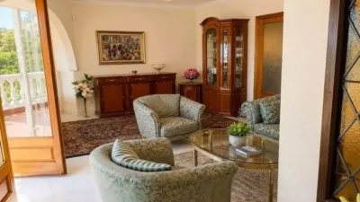Chalet on Carrer de Pau Vila photo 11