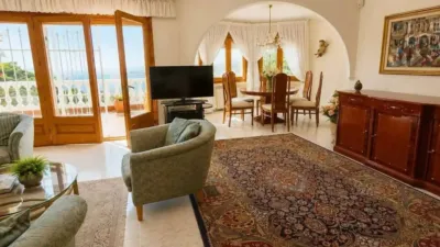 Chalet on Carrer de Pau Vila photo 9
