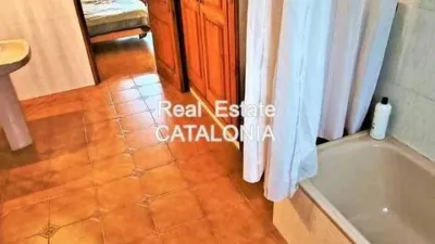 Chalet on Carrer de Breda photo 37