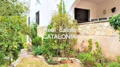 Chalet on Carrer de Breda photo 59