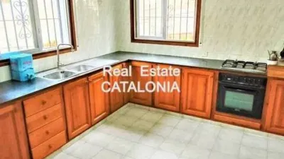 Chalet on Carrer de Breda photo 13