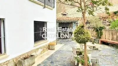 Chalet on Carrer de Breda photo 5
