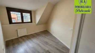 Apartment in Pedrezuela photo 11