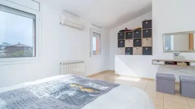 Terraced house in Carrer de la Llarga photo 4