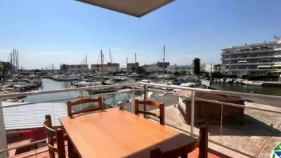 Apartment in Avinguda del Port del Canigó photo 4