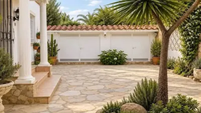 Chalet on Carrer de l'Ebre photo 27