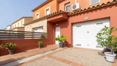 Terraced house in Carrer de la Llarga photo 7