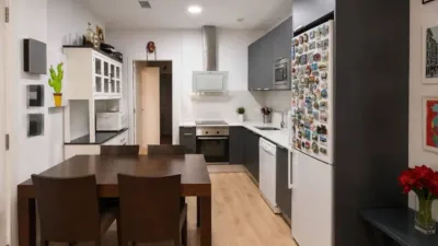 Apartment in Cornellà de Llobregat photo 5