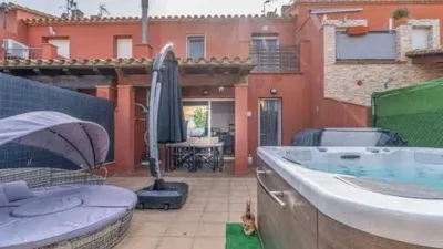Terraced house in Carrer de la Llarga photo 17