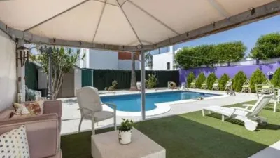 Chalet in Estepona photo 2