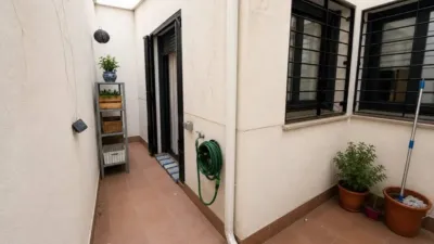Apartment in Cornellà de Llobregat photo 17