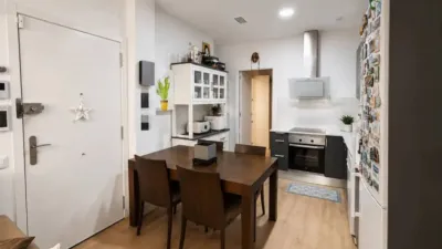 Apartment in Cornellà de Llobregat photo 2