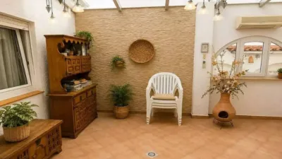Chalet on Carrer de l'Ebre photo 18