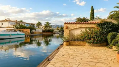Chalet on Carrer de l'Ebre photo 29