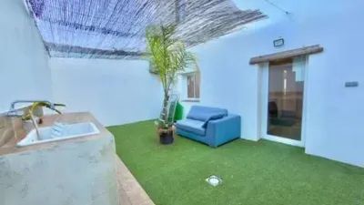 Terraced house on Calle Calvario S-N photo 20