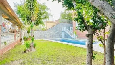 Chalet in Sant Vicenç dels Horts photo 5