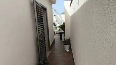 House on Carrer Granada photo 36