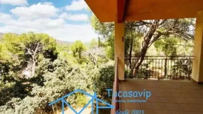 Chalet in San Martín de Valdeiglesias photo 5