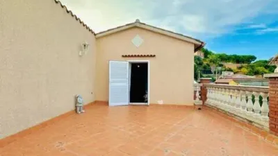 Chalet in Sant Vicenç dels Horts photo 21