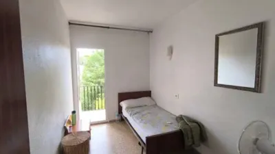 Apartment on Carrer de la Castalla photo 8