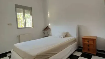 Chalet in Carmona photo 9