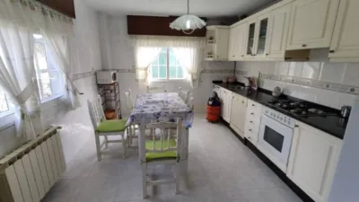 Casa – Ferrol, Bustelo - Más