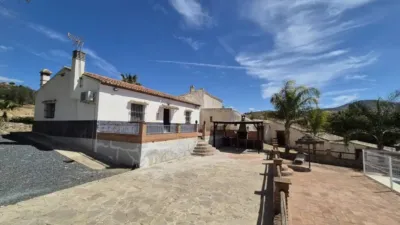 Rustic house on Calle Diseminado Poligono, 5 photo 4