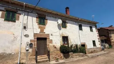 Rustic house on Generalísimo Street photo 2