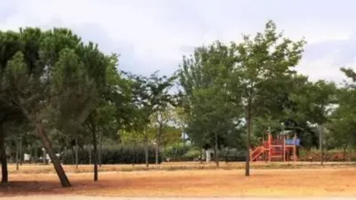 Chalet in Alameda de Osuna photo 46