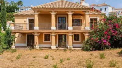 Chalet in Estepona photo 4