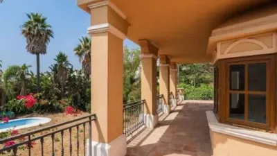 Chalet in Estepona photo 3