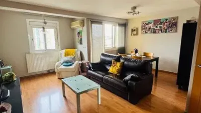 Apartment in Badia del Vallès photo 3