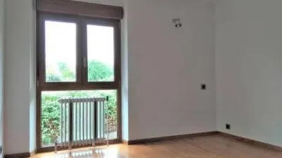 Chalet in Alameda de Osuna photo 19