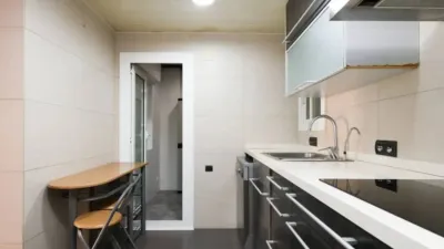 Apartment in Centre-Zona Estació-Passeig de Joan Maragall photo 8
