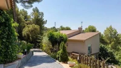 Chalet in Matadepera photo 2