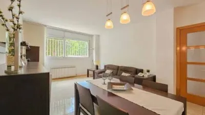 Flat in Eixample-Sant Oleguer photo 2