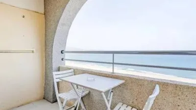 Apartment in Passatge Muga Delta photo 2