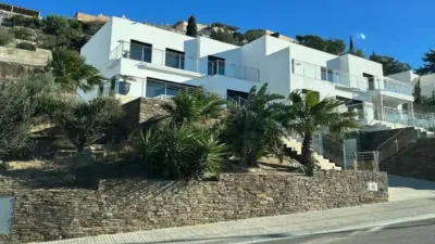 Chalet on Avenida Jose Diaz Pacheco, 61 photo 2