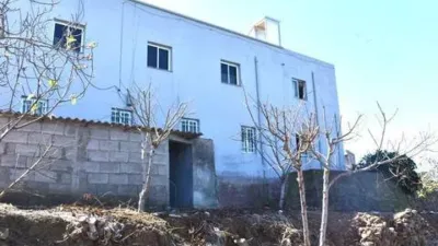 Chalet on Camino del Riego photo 2