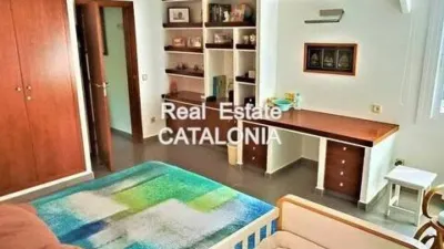 Chalet on Carrer del Riu Ter photo 28