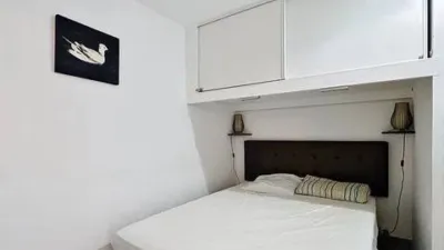 Apartment in Passatge Muga Delta photo 12