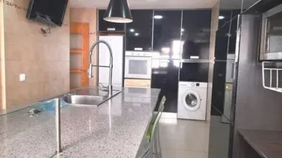 Apartment in Elcano-Los Bermejales photo 5