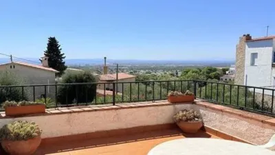 Chalet on Carrer de Salamanca photo 3