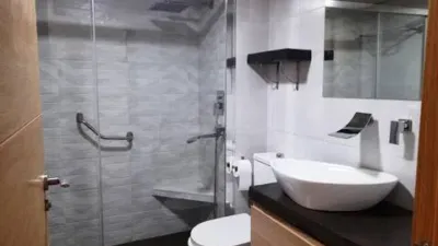 Apartment in Elcano-Los Bermejales photo 19