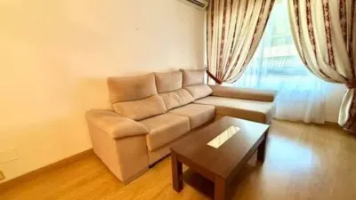 Apartment in Velilla de San Antonio photo 3