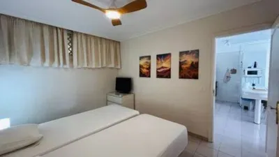 Apartment on Calle Ant Glez Barrios, 1 photo 15