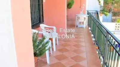 Chalet in Canyelles-La Montgoda photo 11