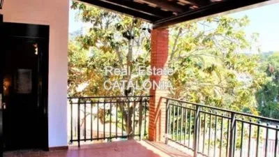 Chalet in Canyelles-La Montgoda photo 9