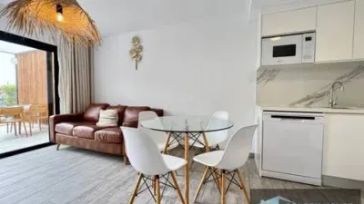 Apartment on Avenida Primero de Mayo S-N photo 7