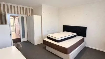 Apartment in the Northwest Zone photo 4